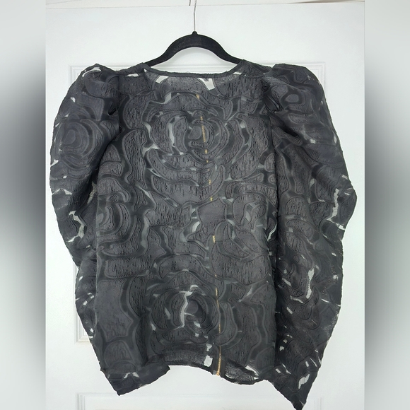 Ruffle Back Zipper Shirt - S - Picture 3 of 5